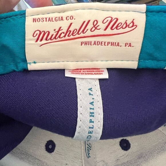 Mitchell & Ness Charlotte Hornets Fitted Cap NBA Puple Blue 7⅜ Basketball Hat - Picture 4 of 5
